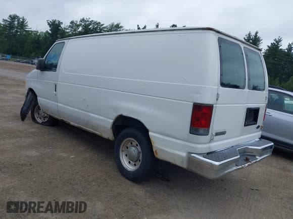 ✅ 2006 Ford Econoline Cargo • VIN: 1FTNE24L16HB43797 • Lot: 42557448. Listed on IAAI with 230,514 mi. Free auction sales archive from the USA and detailed vehicle history report at DreamBid. Image 3.
