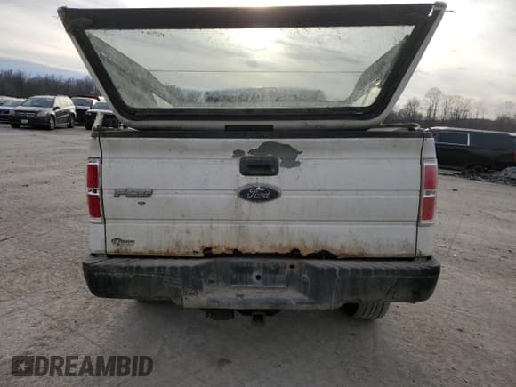 ✅ 2010 Ford F-150 XL • VIN: 1FTNF1E81AKB37107 • Lot: 43916295. Listed on Copart with 122,748 mi. Free auction sales archive from the USA and detailed vehicle history report at DreamBid. Image 6.