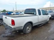 ✅ 2000 Ford F-150 XL • VIN: 1FTRX17LXYNA38021 • Лот: 43087000. Опубликован ранее на IAAI с пробегом Не указан. Бесплатный доступ к архиву аукционных продаж из США и подробный отчёт об истории автомобиля на DreamBid. Изображение 4.