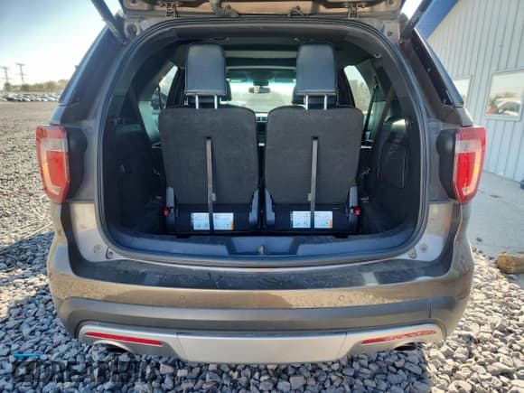 ✅ 2016 Ford Explorer XLT • VIN: 1FM5K8DH6GGB93685 • Lot: 91373415. Wystawiony na Copart z przebiegiem 122 478 mil. Bezpłatny archiwum sprzedaży aukcyjnych z USA i szczegółowy raport historii pojazdu na DreamBid. Zdjęcie 6.