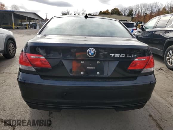 ✅ 2007 BMW 7 Series 750Li • VIN: WBAHN83527DT75530 • Lot: 90488655. Listed on Copart with 117,174 mi. Free auction sales archive from the USA and detailed vehicle history report at DreamBid. Image 6.
