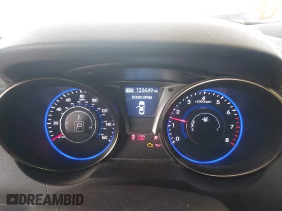 ✅ 2013 Hyundai Genesis Coupe 2.0T • VIN: KMHHT6KD7DU106534 • Lot: 43088394. Wystawiony na IAAI z przebiegiem 126 649 mil. Bezpłatny archiwum sprzedaży aukcyjnych z USA i szczegółowy raport historii pojazdu na DreamBid. Zdjęcie 7.