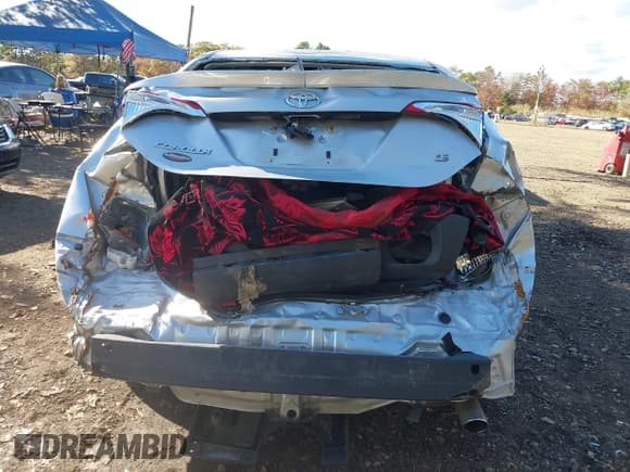 ✅ 2016 Toyota Corolla LE • VIN: 2T1BURHE2GC557039 • Lot: 43470323. Listed on IAAI with 120,867 mi. Free auction sales archive from the USA and detailed vehicle history report at DreamBid. Image 15.