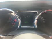 ✅ 2005 Ford Mustang GT Deluxe • VIN: 1ZVFT82H055115949 • Лот: 82492605. Опубликован ранее на Copart с пробегом 245 152 миль. Бесплатный доступ к архиву аукционных продаж из США и подробный отчёт об истории автомобиля на DreamBid. Изображение 9.