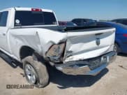 ✅ 2019 Ram 1500 SLT • VIN: 1C6RR6TT4KS608723 • Lot: 41993165. Wystawiony na IAAI z przebiegiem 162 464 mil. Bezpłatny archiwum sprzedaży aukcyjnych z USA i szczegółowy raport historii pojazdu na DreamBid. Zdjęcie 6.