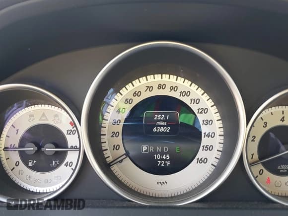 ✅ 2014 Mercedes-Benz C 300 Sport • VIN: WDDGF8AB3EG167534 • Lot: 43192117. Listed on IAAI with 63,802 mi. Free auction sales archive from the USA and detailed vehicle history report at DreamBid. Image 7.