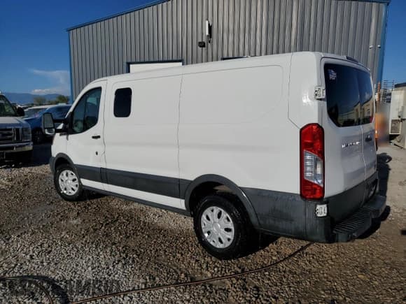 ✅ 2017 Ford Transit • VIN: 1FTYE1YM4HKA73728 • Lot: 59231565. Wystawiony na Copart z przebiegiem 169 458 mil. Bezpłatny archiwum sprzedaży aukcyjnych z USA i szczegółowy raport historii pojazdu na DreamBid. Zdjęcie 3.