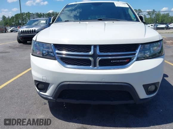 ✅ 2017 Dodge Journey Crossroad Plus • VIN: 3C4PDCGB5HT613192 • Лот: 42517198. Опубликован ранее на IAAI с пробегом 120 746 миль. Бесплатный доступ к архиву аукционных продаж из США и подробный отчёт об истории автомобиля на DreamBid. Изображение 6.