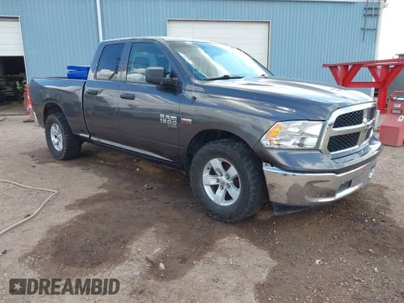 2019 Ram 1500 Tradesman z VIN 1C6RR6FT5KS741972, wystawiony jako IAAI lot #43344248 z przebiegiem 119 411 mil mil oraz . Historia ofert i sprzedaży dostępna na DreamBid. Obrazek 1.