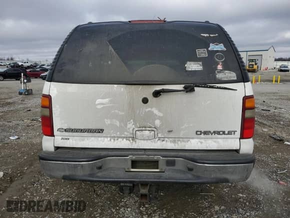 2003 Chevrolet Suburban LT с VIN 3GNFK16Z23G185840, выставлен на аукционе Copart как лот 82004483 с пробегом 359 567 миль миль и Списание • Salvage title. История ставок и продаж доступна на DreamBid. Изображение 6.
