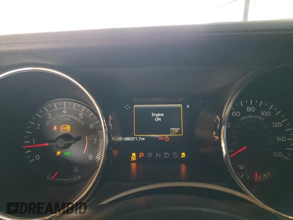 ✅ 2015 Ford Mustang V6 • VIN: 1FA6P8AM3F5370723 • Lot: 82199095. Wystawiony na Copart z przebiegiem 86 071 mil. Bezpłatny archiwum sprzedaży aukcyjnych z USA i szczegółowy raport historii pojazdu na DreamBid. Zdjęcie 9.