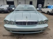 ✅ 2005 Jaguar XJ Vanden Plas • VIN: SAJWA82C55SG42534 • Lot: 62865825. Wystawiony na Copart z przebiegiem 80 906 mil. Bezpłatny archiwum sprzedaży aukcyjnych z USA i szczegółowy raport historii pojazdu na DreamBid. Zdjęcie 5.