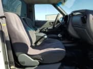 ✅ 2000 Chevrolet S-10 • VIN: 1GCCS1445YK179033 • Лот: 49046625. Опубликован ранее на Copart с пробегом 215 309 миль. Бесплатный доступ к архиву аукционных продаж из США и подробный отчёт об истории автомобиля на DreamBid. Изображение 10.