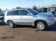 2002 Toyota Highlander с VIN JTEGD21AX20029848, выставлен на аукционе IAAI как лот 42640727 с пробегом 249 406 миль миль и . История ставок и продаж доступна на DreamBid. Изображение 13.