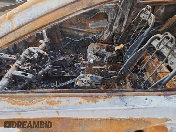 ✅ 2013 Hyundai Elantra GLS • VIN: KMHDH4AE0DU753677 • Lot: 86812435. Listed on Copart with Not provided. Free auction sales archive from the USA and detailed vehicle history report at DreamBid. Image 7.