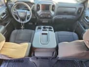 ✅ 2019 Chevrolet Silverado 1500 Custom • VIN: 3GCUYBEF0KG236679 • Лот: 96267825. Опубликован ранее на Copart с пробегом 123 006 миль. Бесплатный доступ к архиву аукционных продаж из США и подробный отчёт об истории автомобиля на DreamBid. Изображение 8.