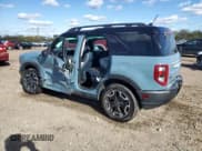 ✅ 2023 Ford Bronco Sport Outer Banks • VIN: 3FMCR9C6XPRE28865 • Lot: 89677715. Wystawiony na Copart z przebiegiem 35 266 mil. Bezpłatny archiwum sprzedaży aukcyjnych z USA i szczegółowy raport historii pojazdu na DreamBid. Zdjęcie 2.