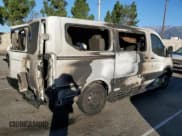 ✅ 2018 Ford Transit XLT • VIN: 1FMZK1YMXJKA80133 • Lot: 90052405. Wystawiony na Copart z przebiegiem Nie podano. Bezpłatny archiwum sprzedaży aukcyjnych z USA i szczegółowy raport historii pojazdu na DreamBid. Zdjęcie 3.