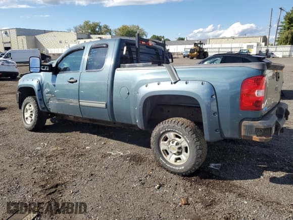 ✅ 2009 Chevrolet Silverado 2500HD LT • VIN: 1GCHK59K19E163707 • Лот: 81687205. Опубликован ранее на Copart с пробегом 126 410 миль. Бесплатный доступ к архиву аукционных продаж из США и подробный отчёт об истории автомобиля на DreamBid. Изображение 2.