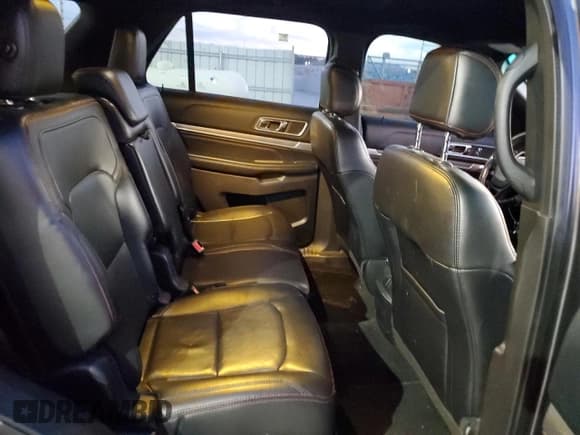 ✅ 2016 Ford Explorer Sport • VIN: 1FM5K8GT9GGA72830 • Lot: 91058135. Wystawiony na Copart z przebiegiem 169 841 mil. Bezpłatny archiwum sprzedaży aukcyjnych z USA i szczegółowy raport historii pojazdu na DreamBid. Zdjęcie 11.