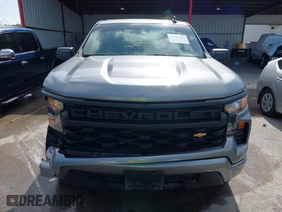 ✅ 2023 Chevrolet Silverado 1500 Custom • VIN: 1GCPABEK7PZ315806 • Lot: 42541323. Wystawiony na IAAI z przebiegiem 67 842 mil. Bezpłatny archiwum sprzedaży aukcyjnych z USA i szczegółowy raport historii pojazdu na DreamBid. Zdjęcie 12.