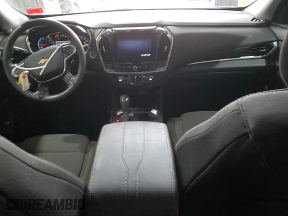 ✅ 2020 Chevrolet Traverse LT Cloth • VIN: 1GNEVGKW3LJ208221 • Lot: 70252285. Wystawiony na Copart z przebiegiem 17 288 mil. Bezpłatny archiwum sprzedaży aukcyjnych z USA i szczegółowy raport historii pojazdu na DreamBid. Zdjęcie 8.