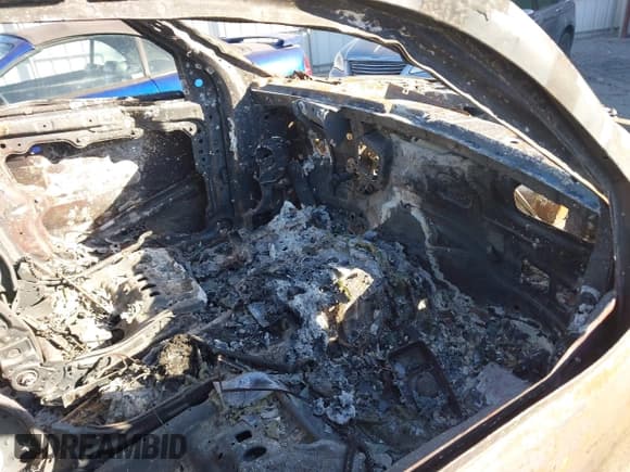 ✅ 2025 Dodge Durango GT • VIN: 1C4RDHDG2SC505766 • Лот: 41754757. Опубликован ранее на IAAI с пробегом Не указан. Бесплатный доступ к архиву аукционных продаж из США и подробный отчёт об истории автомобиля на DreamBid. Изображение 5.