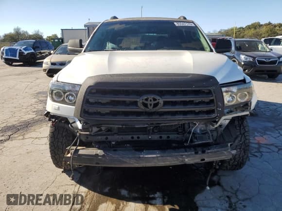 ✅ 2012 Toyota Sequoia Platinum • VIN: 5TDDW5G14CS062207 • Lot: 85547175. Listed on Copart with 171,208 mi. Free auction sales archive from the USA and detailed vehicle history report at DreamBid. Image 5.
