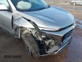 ✅ 2025 Chevrolet Equinox FWD ACTIV • VIN: 3GNAXKEG0SL241331 • Lot: 42148760. Wystawiony na IAAI z przebiegiem 137 mil. Bezpłatny archiwum sprzedaży aukcyjnych z USA i szczegółowy raport historii pojazdu na DreamBid. Zdjęcie 6.