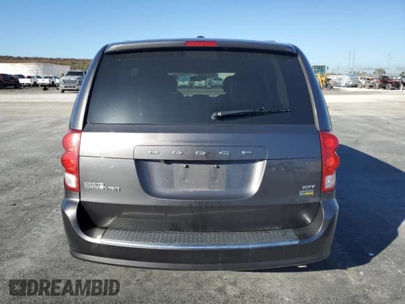 ✅ 2018 Dodge Grand Caravan SXT • VIN: 2C4RDGCG5JR215698 • Лот: 92485495. Опубликован ранее на Copart с пробегом 160 516 миль. Бесплатный доступ к архиву аукционных продаж из США и подробный отчёт об истории автомобиля на DreamBid. Изображение 6.