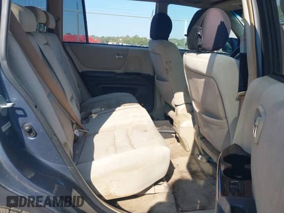 2002 Toyota Highlander z VIN JTEGF21A920035070, wystawiony jako IAAI lot #43267086 z przebiegiem 187 495 mil mil oraz . Historia ofert i sprzedaży dostępna na DreamBid. Obrazek 8.