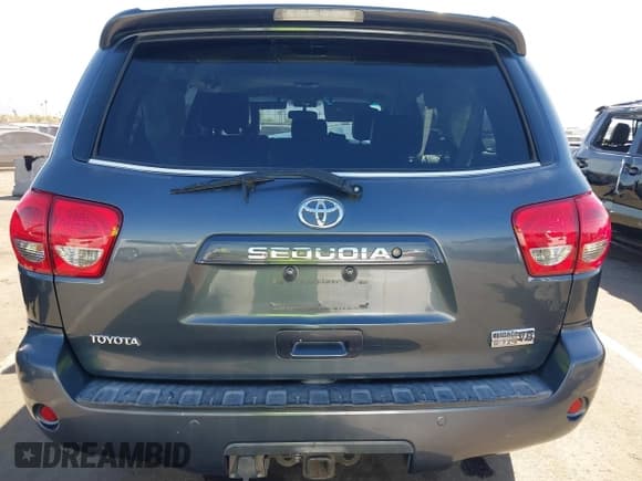 ✅ 2008 Toyota Sequoia SR5 • VIN: 5TDZY64A98S005583 • Лот: 41516957. Опубликован ранее на IAAI с пробегом 210 251 миль. Бесплатный доступ к архиву аукционных продаж из США и подробный отчёт об истории автомобиля на DreamBid. Изображение 17.