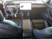 ✅ 2018 Tesla Model 3 Long Range Battery • VIN: 5YJ3E1EA6JF160618 • Lot: 84975585. Wystawiony na Copart z przebiegiem 79 692 mil. Bezpłatny archiwum sprzedaży aukcyjnych z USA i szczegółowy raport historii pojazdu na DreamBid. Zdjęcie 8.