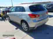 2013 Mitsubishi Outlander ES с VIN 4A4AP3AUXDE001726, выставлен на аукционе IAAI как лот 43480418 с пробегом 124 387 миль миль и . История ставок и продаж доступна на DreamBid. Изображение 3.