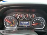 ✅ 2021 Chevrolet Silverado 1500 LT Trail Boss • VIN: 3GCPYFEDXMG260798 • Lot: 70613684. Wystawiony na Copart z przebiegiem 71 882 mil. Bezpłatny archiwum sprzedaży aukcyjnych z USA i szczegółowy raport historii pojazdu na DreamBid. Zdjęcie 9.