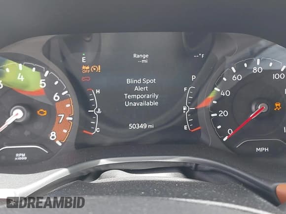 ✅ 2023 Jeep Compass (RED) Edition • VIN: 3C4NJDCN4PT566158 • Lot: 41904870. Wystawiony na IAAI z przebiegiem 50 349 mil. Bezpłatny archiwum sprzedaży aukcyjnych z USA i szczegółowy raport historii pojazdu na DreamBid. Zdjęcie 7.