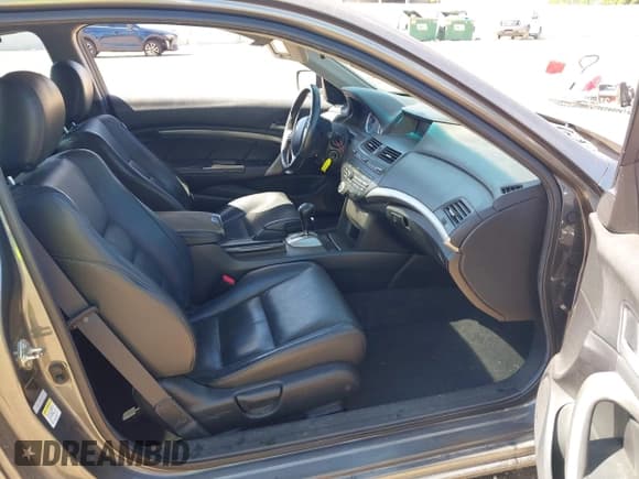 ✅ 2008 Honda Accord EX-L • VIN: 1HGCS22888A010904 • Лот: 43017770. Опубликован ранее на IAAI с пробегом 137 577 миль. Бесплатный доступ к архиву аукционных продаж из США и подробный отчёт об истории автомобиля на DreamBid. Изображение 5.