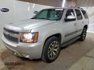 2014 Chevrolet Tahoe LT z VIN 1GNSCBE06ER192376, wystawiony jako Copart lot #69945405 z przebiegiem 181 983 mil mil oraz Czysty tytuł • Clean title. Historia ofert i sprzedaży dostępna na DreamBid. Obrazek 1.