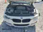 2015 BMW 3 Series 328d xDrive с VIN WBA3K5C54FK300744, выставлен на аукционе Copart как лот 68739285 с пробегом 247 071 миль миль и Списание • Salvage title. История ставок и продаж доступна на DreamBid. Изображение 11.