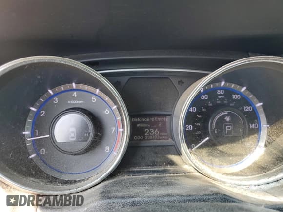 ✅ 2014 Hyundai Sonata GLS • VIN: 5NPEB4AC7EH869043 • Lot: 80655975. Listed on Copart with 200,702 mi. Free auction sales archive from the USA and detailed vehicle history report at DreamBid. Image 9.