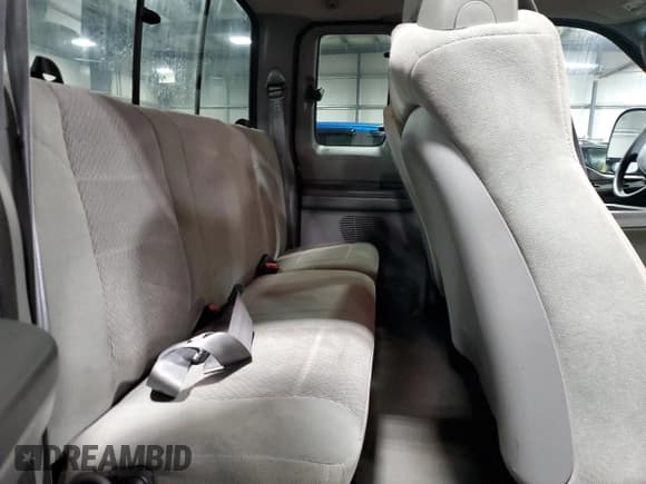 ✅ 2004 Ford F-250 XL • VIN: 1FTNX21L64EB18570 • Lot: 89081805. Listed on Copart with 85,153 mi. Free auction sales archive from the USA and detailed vehicle history report at DreamBid. Image 10.