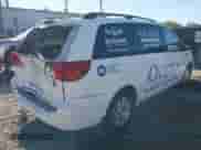 2005 Toyota Sienna LE z VIN 5TDZA23C55S272926, wystawiony jako IAAI lot #43448133 z przebiegiem Nie podano mil oraz . Historia ofert i sprzedaży dostępna na DreamBid. Obrazek 4.