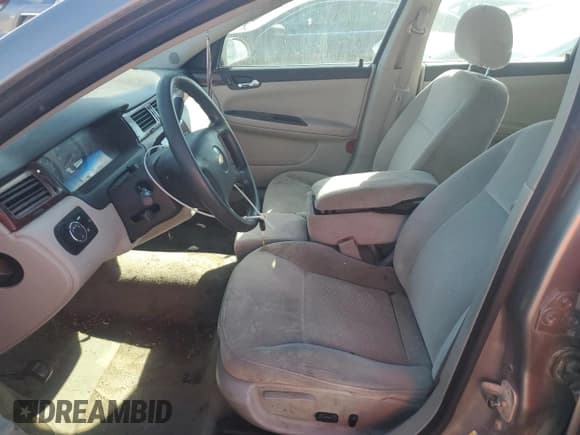 ✅ 2006 Chevrolet Impala LS • VIN: 2G1WB58K269259801 • Lot: 83843135. Listed on Copart with 255,670 mi. Free auction sales archive from the USA and detailed vehicle history report at DreamBid. Image 7.