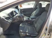 ✅ 2017 Chevrolet Volt LT • VIN: 1G1RC6S59HU108432 • Lot: 54040414. Wystawiony na Copart z przebiegiem 77 928 mil. Bezpłatny archiwum sprzedaży aukcyjnych z USA i szczegółowy raport historii pojazdu na DreamBid. Zdjęcie 7.