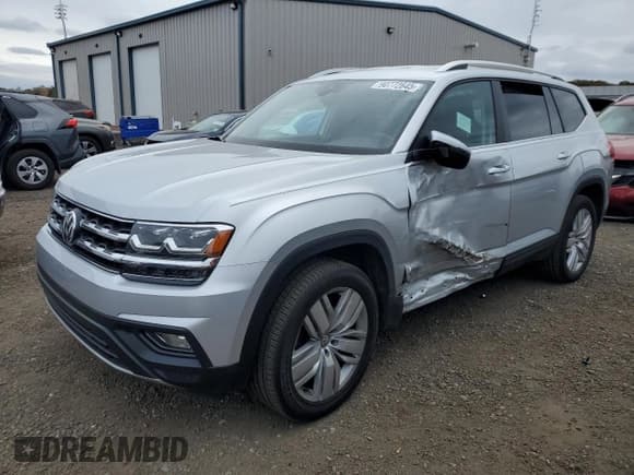 ✅ 2019 Volkswagen Atlas SE • VIN: 1V2WR2CA5KC545644 • Lot: 90772645. Listed on Copart with 24,162 mi. Free auction sales archive from the USA and detailed vehicle history report at DreamBid. Image 1.