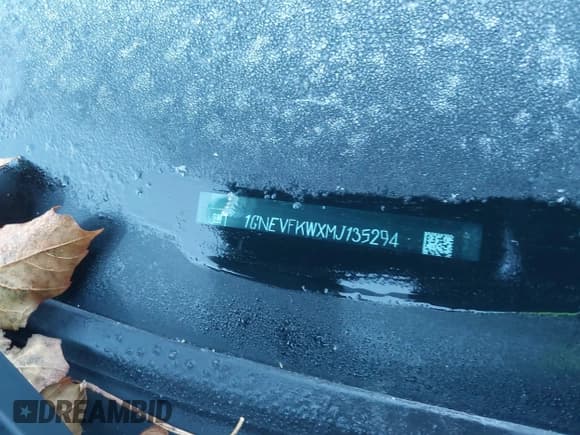 ✅ 2021 Chevrolet Traverse LS • VIN: 1GNEVFKWXMJ135294 • Lot: 43490008. Wystawiony na IAAI z przebiegiem 71 281 mil. Bezpłatny archiwum sprzedaży aukcyjnych z USA i szczegółowy raport historii pojazdu na DreamBid. Zdjęcie 17.