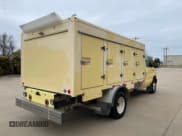 ✅ 2021 Ford Econoline Cargo • VIN: 1FDXE4FN8MDC34245 • Lot: 52241605. Wystawiony na Copart z przebiegiem 70 916 mil. Bezpłatny archiwum sprzedaży aukcyjnych z USA i szczegółowy raport historii pojazdu na DreamBid. Zdjęcie 4.