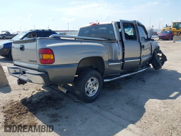 ✅ 2001 Chevrolet Silverado 1500 LT • VIN: 2GCEC19T011406804 • Лот: 43332849. Опубликован ранее на IAAI с пробегом Не указан. Бесплатный доступ к архиву аукционных продаж из США и подробный отчёт об истории автомобиля на DreamBid. Изображение 4.