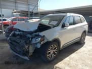 ✅ 2018 Mitsubishi Outlander SE • VIN: JA4AD3A39JZ054455 • Lot: 41815462. Wystawiony na IAAI z przebiegiem 70 785 mil. Bezpłatny archiwum sprzedaży aukcyjnych z USA i szczegółowy raport historii pojazdu na DreamBid. Zdjęcie 2.