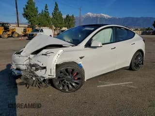 ✅ 2023 Tesla Model Y Performance • VIN: 7SAYGDEF7PF743806 • Lot: 94172305. Wystawiony na Copart z przebiegiem 63 375 mil. Bezpłatny archiwum sprzedaży aukcyjnych z USA i szczegółowy raport historii pojazdu na DreamBid. Zdjęcie 1.